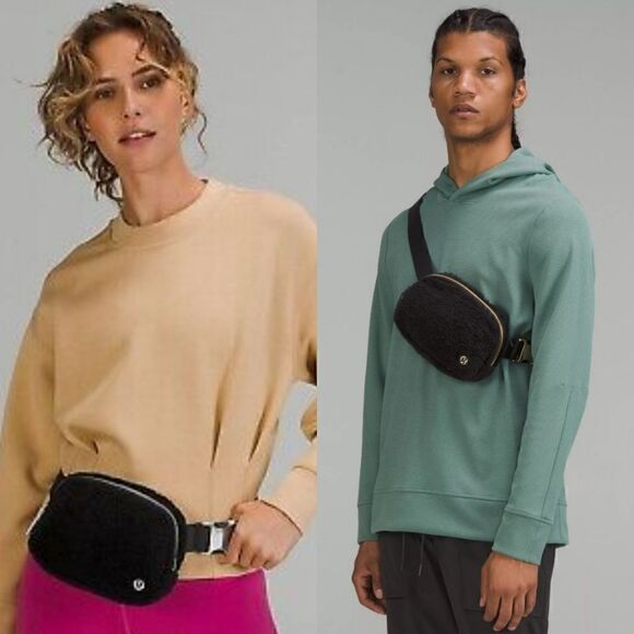 LULULEMON Everywhere "Fleece" Belt Bag - Picture 2 of 10